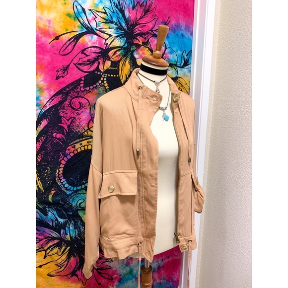 π Beautiful summer jacket - Picture 4 of 11